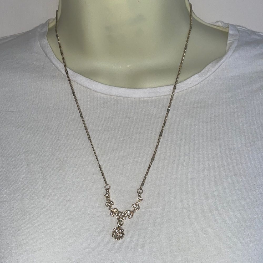 Super sweet & feminine gold tone floral necklace with rhinestones & seed pearls
